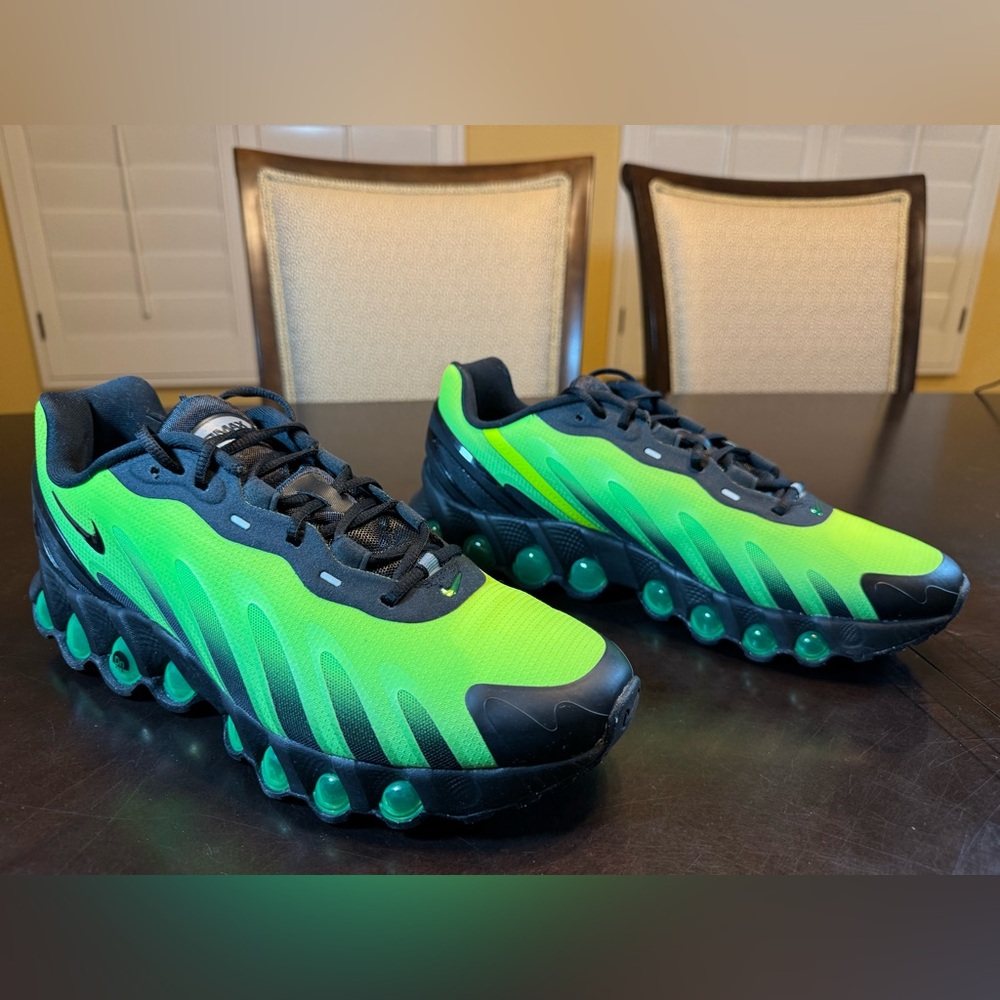 New Nike Air Max DN8 Green Black Sneaker